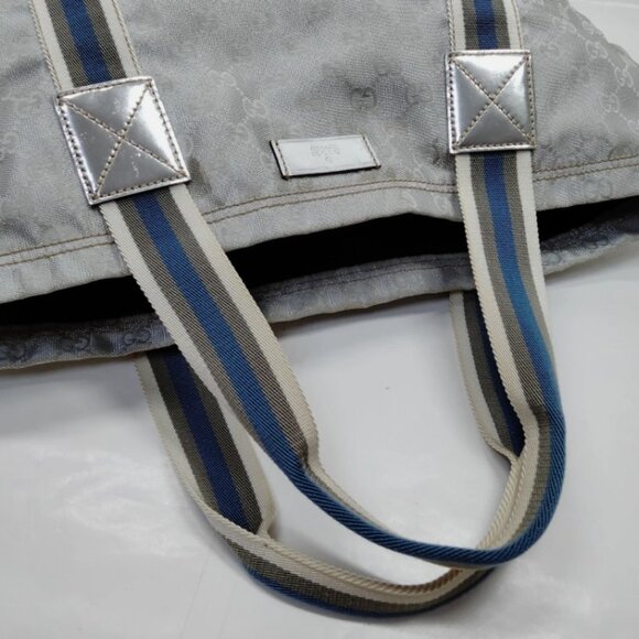 GUCCI Medium GG Canvas Web Vertical Tote - Picture 4 of 9